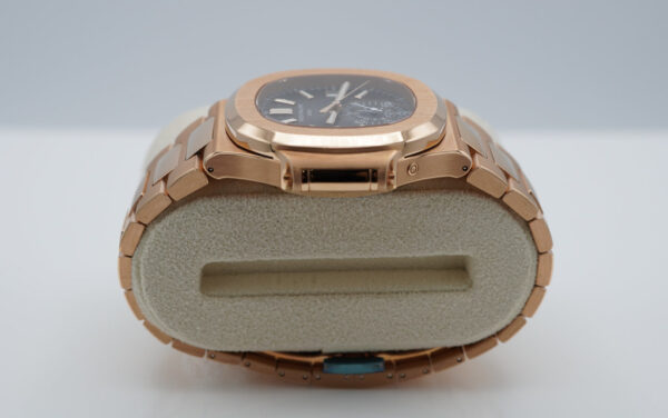 NEW Patek PHILIPPE 5980/1R NAUTILUS CHRONOGRAPH 18K ROSE GOLD 2021 FULL SET - Image 3