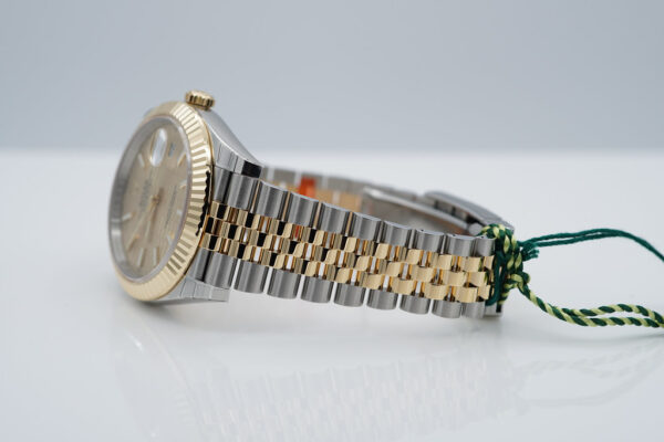 BRAND NEW Rolex 126333 DATEJUST 41 GOLD STEEL CHAMPAGNE MOTIF DIAL JUBILEE 2023 FULL SET - Image 5