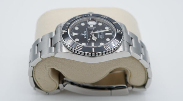 Rolex 126610LN SUBMARINER DATE 41 NEW MODEL 2021 WARRANTY COMPLETE SET - Image 4