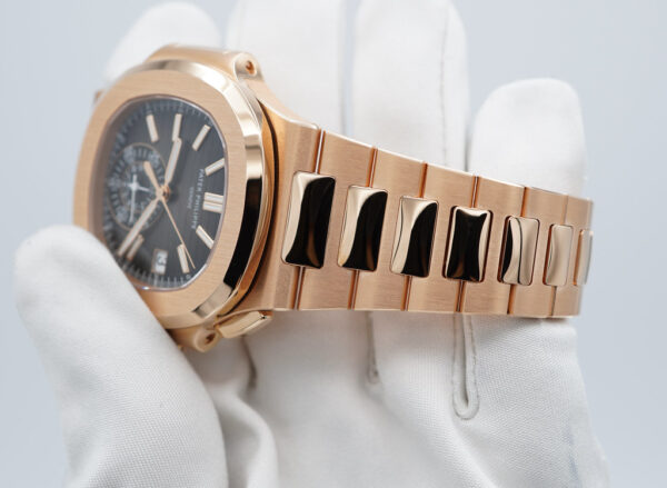 NEW Patek PHILIPPE 5980/1R NAUTILUS CHRONOGRAPH 18K ROSE GOLD 2021 FULL SET - Image 5