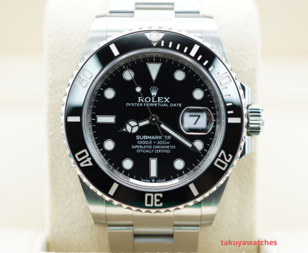 Rolex 126610LN SUBMARINER DATE 41 NEW MODEL 2021 WARRANTY COMPLETE SET