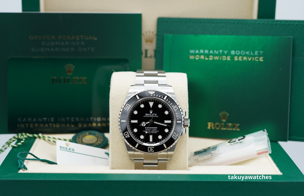 Rolex 124060 SUBMARINER NO DATE 41MM 2023 WARRANTY COMPLETE SET ...