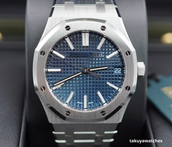 BRAND NEW Audemars PIGUET ROYAL OAK 15510ST STAINLESS STEEL BLUE DIAL 2024 FULL SET