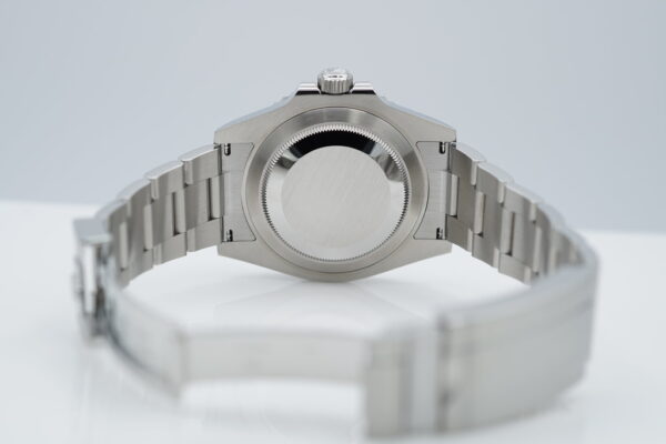 Rolex 124060 SUBMARINER NO DATE 41MM 2022 WARRANTY COMPLETE SET - Image 8