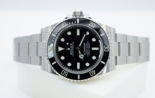 Rolex 124060 SUBMARINER NO DATE 41MM 2022 WARRANTY COMPLETE SET - Image 10