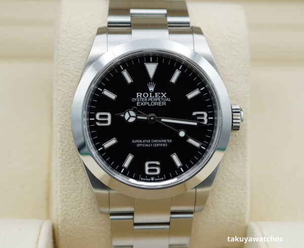 Rolex 224270 EXPLORER FULL LUME DIAL 40MM 2023 MODEL WARRANTY COMPLETE SET