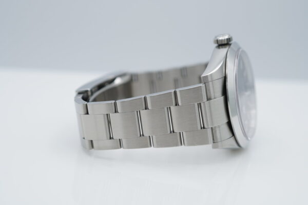 Rolex 224270 EXPLORER FULL LUME DIAL 40MM 2023 MODEL WARRANTY COMPLETE SET - Image 6