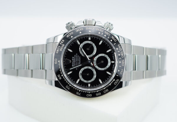 Rolex 126500LN COSMOGRAPH DAYTONA BLACK DIAL NEW MODEL 2023 WARRANTY FULL SET - Image 10