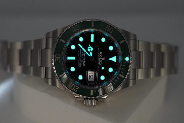 Rolex 126610LV SUBMARINER 41 GREEN MK1 BEZEL STARBUCKS 2021 WARRANTY FULL SET - Image 11
