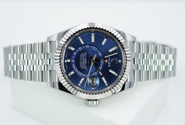 MINT Rolex 326934 SKY-DWELLER BLUE DIAL JUBILEE BAND 2022 WARRANTY FULL SET - Image 9