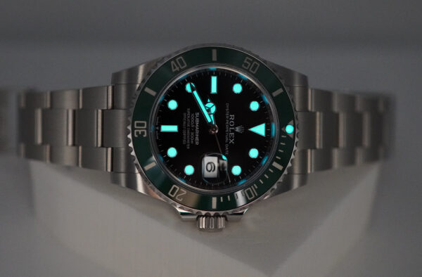 Rolex 126610LV SUBMARINER 41 GREEN MK1 BEZEL STARBUCKS 2022 WARRANTY FULL SET - Image 11