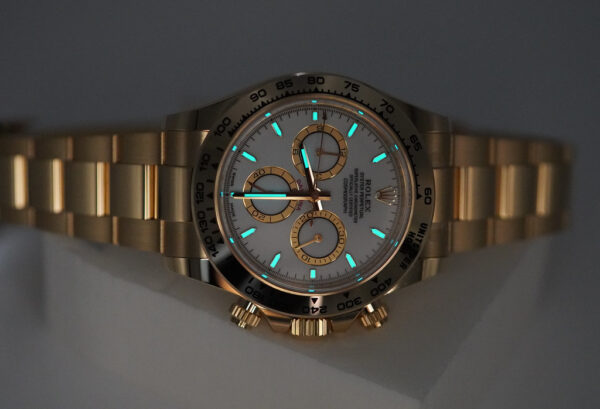 BRAND NEW Rolex 126508 DAYTONA 18K YELLOW GOLD WHITE DIAL NEW MODEL 2024 FULL SET - Image 11
