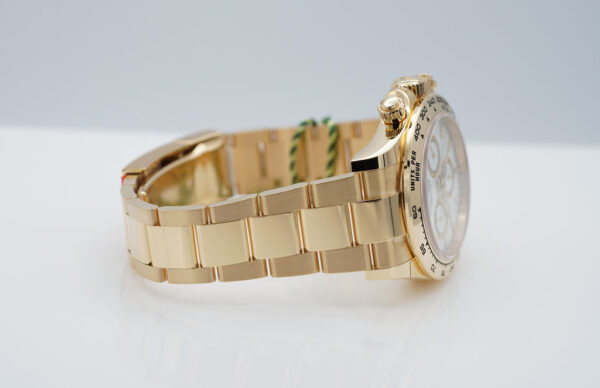 BRAND NEW Rolex 126508 DAYTONA 18K YELLOW GOLD WHITE DIAL NEW MODEL 2024 FULL SET - Image 6