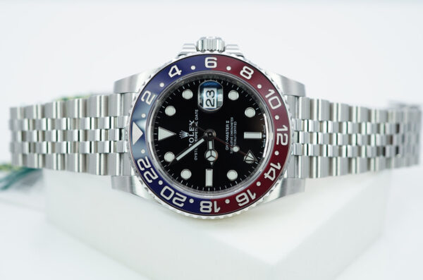 Rolex 126710BLRO PEPSI GMT MASTER II RED BLUE BEZEL JUBILEE 2023 FULL SET - Image 10