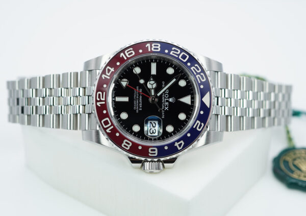 Rolex 126710BLRO PEPSI GMT MASTER II RED BLUE BEZEL JUBILEE 2023 FULL SET - Image 9
