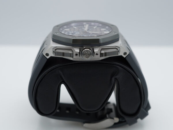 Audemars PIGUET ROYAL OAK OFFSHORE 26420IO TITANIUM GREY CERAMIC 43MM 2022 FULL SET - Image 3