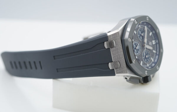 Audemars PIGUET ROYAL OAK OFFSHORE 26420IO TITANIUM GREY CERAMIC 43MM 2022 FULL SET - Image 5