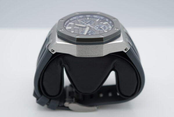 Audemars PIGUET ROYAL OAK OFFSHORE 26420IO TITANIUM GREY CERAMIC 43MM 2022 FULL SET - Image 4
