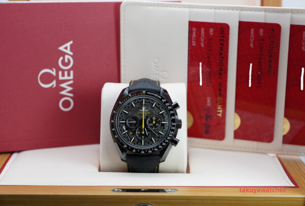 Omega SPEEDMASTER MOONWATCH APOLLO 8 ROCKET DARK SIDE OF THE MOON 2024 MODEL FULL SET - Image 2