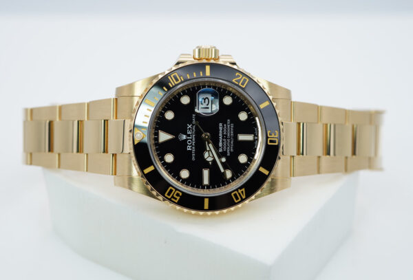 Rolex 126618LN SUBMARINER 41 YELLOW GOLD BLACK DIAL 2023 WARRANTY FULL SET - Image 10