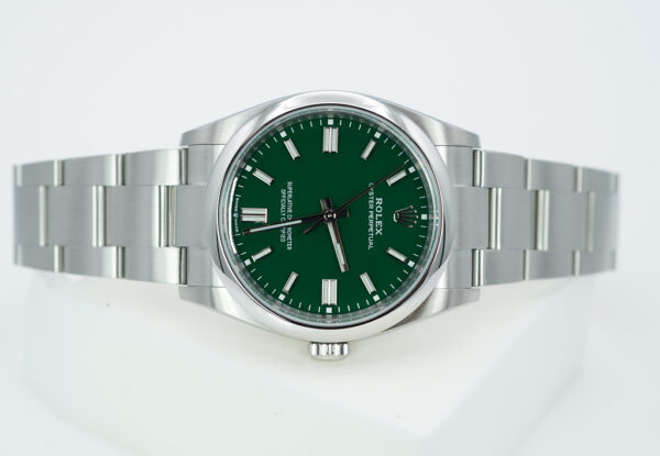 Rolex 126000 OYSTER PERPETUAL 36 GREEN DIAL 2023 WARRANTY FULL SET - Image 9