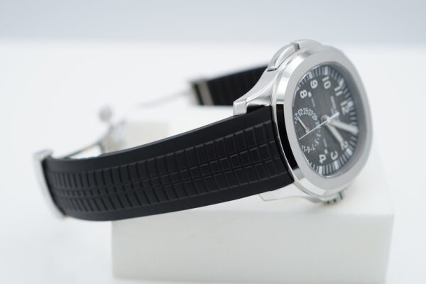 Patek PHILIPPE 5164A AQUANAUT TRAVEL TIME STAINLESS STEEL 2022 FULL SET - Image 5