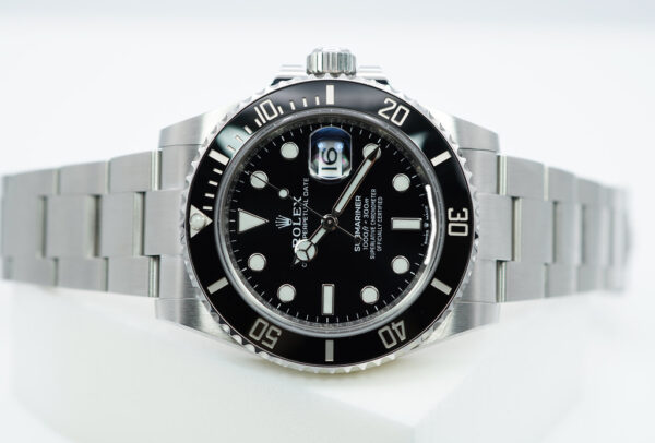 Rolex 126610LN SUBMARINER DATE 41 NEW MODEL 2023 WARRANTY COMPLETE SET - Image 10