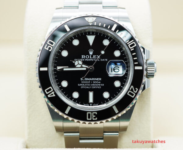 Rolex 126610LN SUBMARINER DATE 41 NEW MODEL 2023 WARRANTY COMPLETE SET