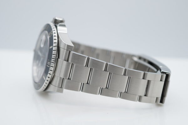 Rolex 126610LN SUBMARINER DATE 41 NEW MODEL 2023 WARRANTY COMPLETE SET - Image 5