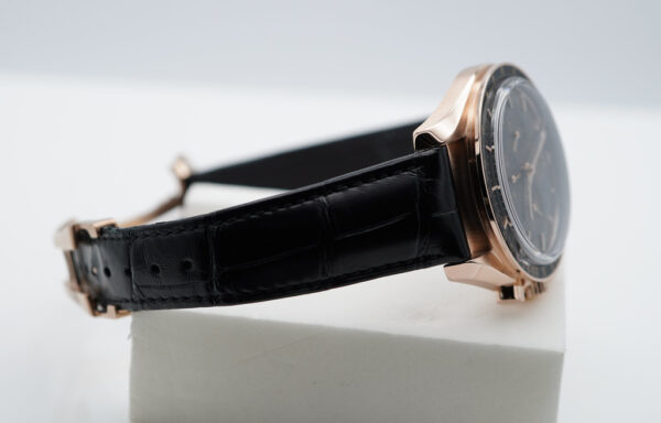 Omega SPEEDMASTER MOONWATCH 18K ROSE GOLD BLACK DIAL 2022 WARRANTY FULL SET - Image 5