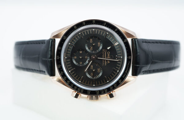 Omega SPEEDMASTER MOONWATCH 18K ROSE GOLD BLACK DIAL 2022 WARRANTY FULL SET - Image 9