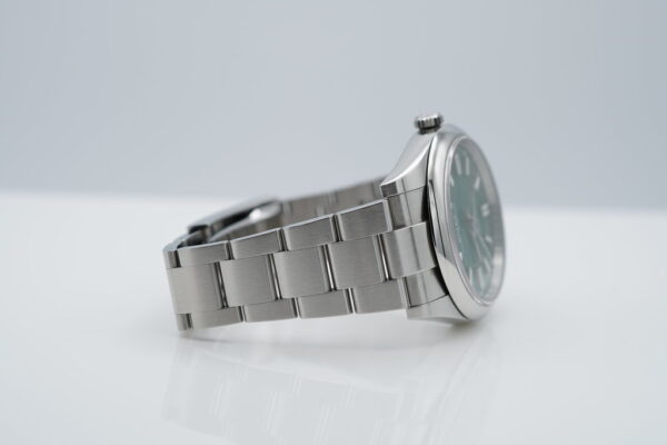 Rolex 124300 OYSTER PERPETUAL 41 GREEN DIAL 2021 WARRANTY COMPLETE SET - Image 6