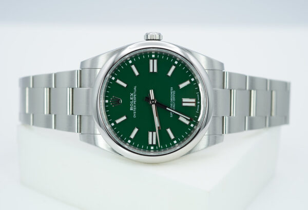 Rolex 124300 OYSTER PERPETUAL 41 GREEN DIAL 2021 WARRANTY COMPLETE SET - Image 10