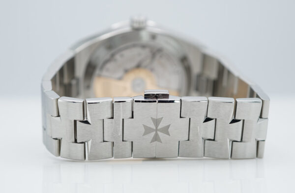 Vacheron CONSTANTIN OVERSEAS 4520V STAINLESS STEEL SILVER DIAL 2024 FULL SET - Image 7