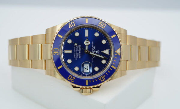 Rolex 126618LB SUBMARINER 41 YELLOW GOLD BLUE DIAL 2022 WARRANTY FULL SET - Image 9