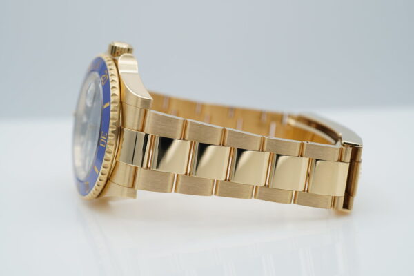 Rolex 126618LB SUBMARINER 41 YELLOW GOLD BLUE DIAL 2022 WARRANTY FULL SET - Image 5