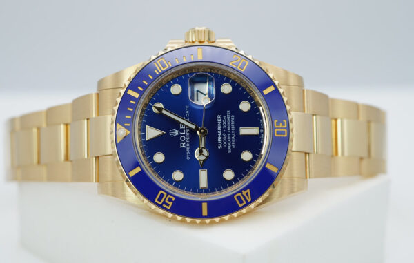 Rolex 126618LB SUBMARINER 41 YELLOW GOLD BLUE DIAL 2022 WARRANTY FULL SET - Image 10