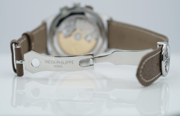 Patek PHILIPPE 5935A STAINLESS STEEL WORLD TIME CHRONOGRAPH SALMON DIAL 2023 FULL SET - Image 7