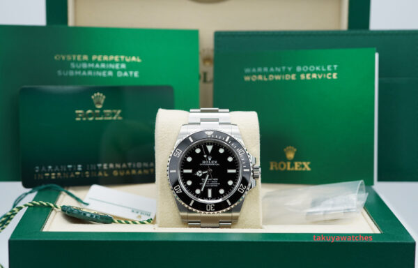 Rolex 124060 SUBMARINER NO DATE 41MM 2023 WARRANTY COMPLETE SET - Image 2