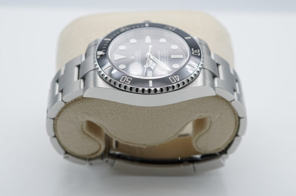 Rolex 124060 SUBMARINER NO DATE 41MM 2023 WARRANTY COMPLETE SET - Image 4