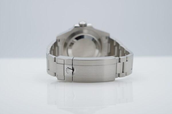 Rolex 124060 SUBMARINER NO DATE 41MM 2023 WARRANTY COMPLETE SET - Image 7