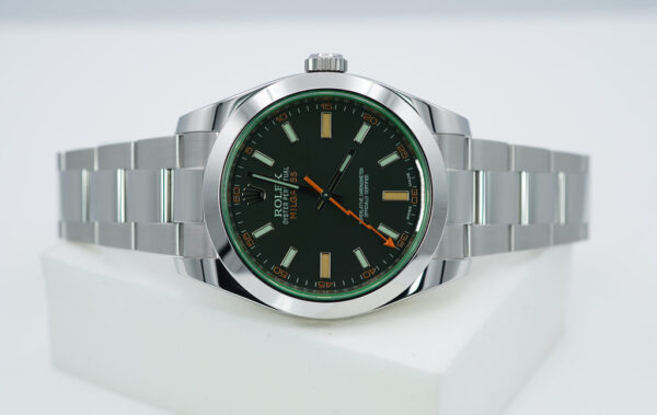 Rolex 116400GV MILGAUSS GREEN CRYSTAL BLACK DIAL 2019 FULL SET - Image 10