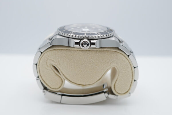 Rolex 126610LN SUBMARINER DATE 41 NEW MODEL 2022 WARRANTY COMPLETE SET - Image 3