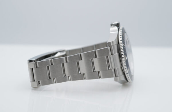 Rolex 126610LN SUBMARINER DATE 41 NEW MODEL 2022 WARRANTY COMPLETE SET - Image 6