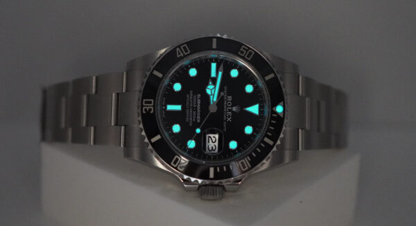 Rolex 126610LN SUBMARINER DATE 41 NEW MODEL 2022 WARRANTY COMPLETE SET - Image 11