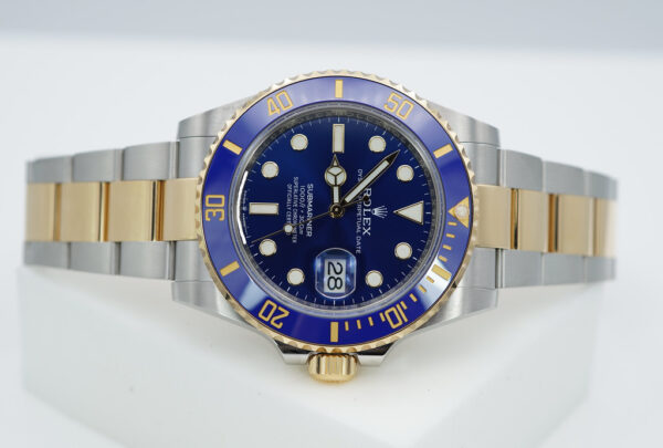Rolex 126613LB SUBMARINER BLUESY 18K YELLOW GOLD STEEL BLUE DIAL 2023 FULL SET - Image 9