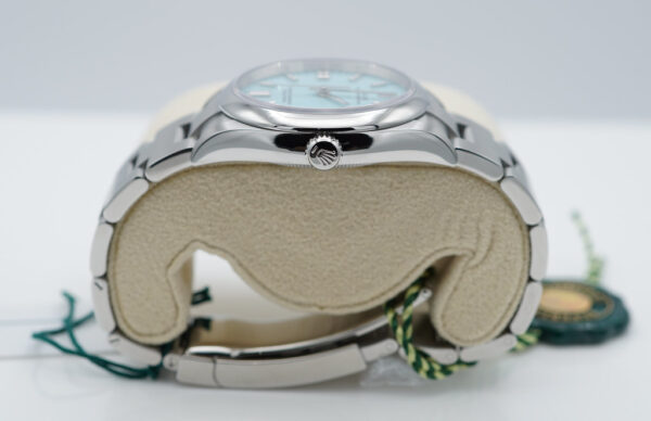 BRAND NEW Rolex 126000 OYSTER PERPETUAL 36 TURQUOISE BLUE DIAL 2024 COMPLETE SET - Image 4