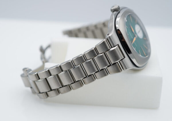 MINT LAURENT FERRIER SPORT AUTO 40 Série Atelier GREEN DIAL 2023 LIMITED EDITION FULL SET - Image 6