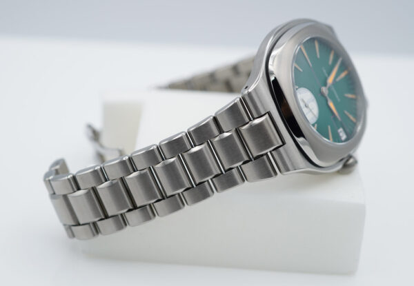 MINT LAURENT FERRIER SPORT AUTO 40 Série Atelier GREEN DIAL 2023 LIMITED EDITION FULL SET - Image 5