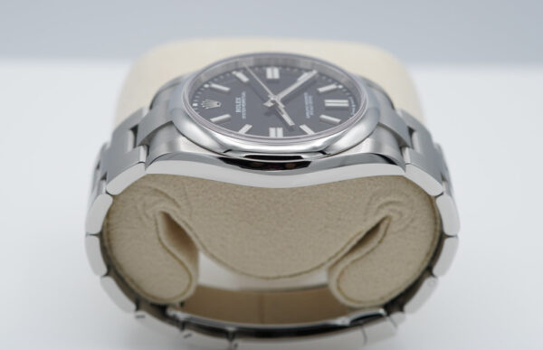 Rolex 124300 OYSTER PERPETUAL 41 BLACK DIAL 2023 WARRANTY COMPLETE SET - Image 4